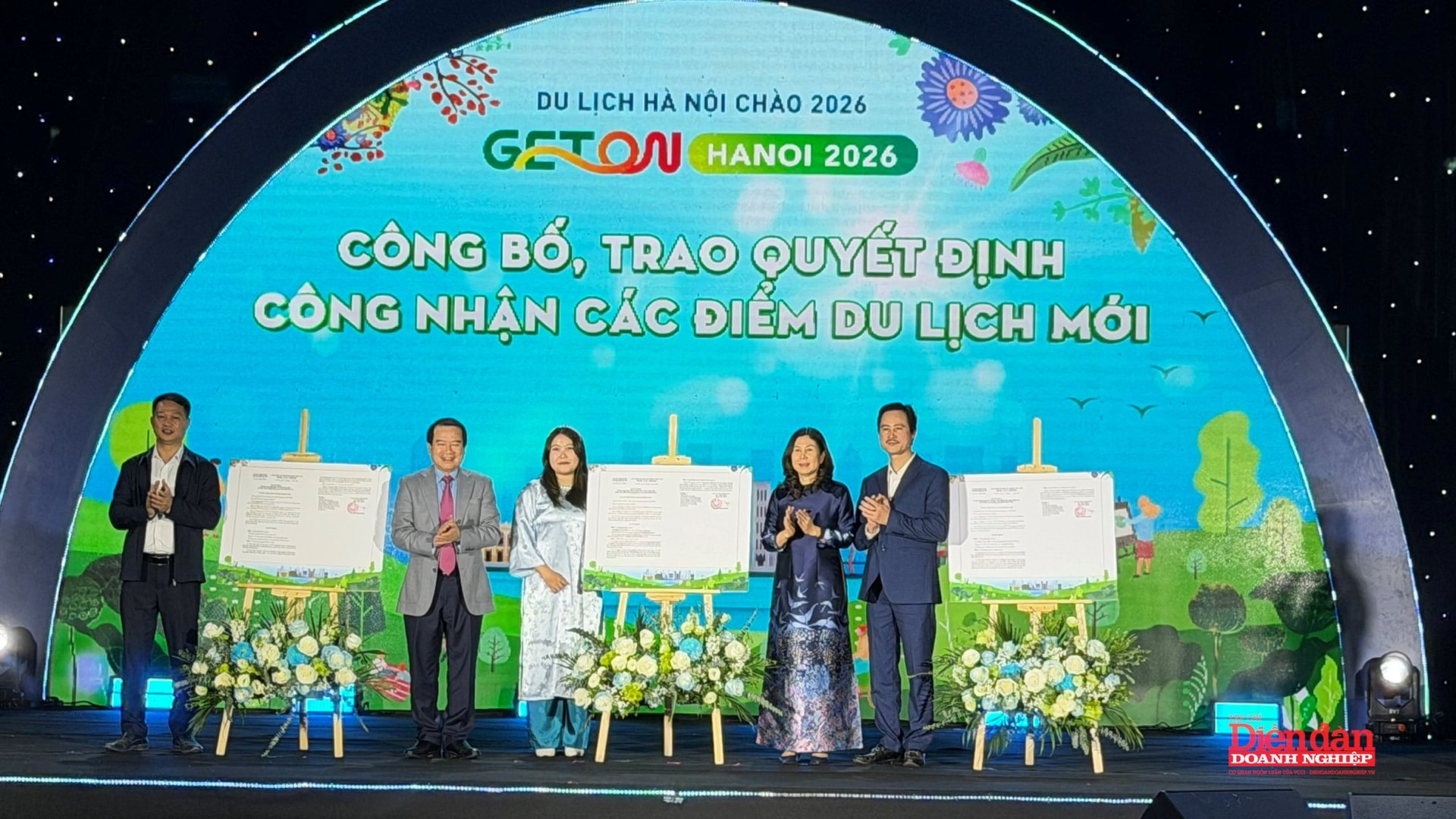 Hà Nội khởi động mùa du lịch 2026 với hành trình du lịch xanh